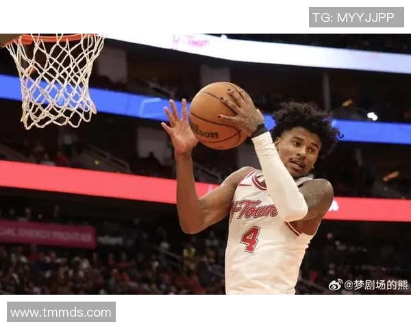 06年火箭与黄蜂激战回顾:经典对决中的精彩瞬间与战术分析 06年火箭与黄蜂激战回顾:经典对决中的精彩瞬间与战术分析