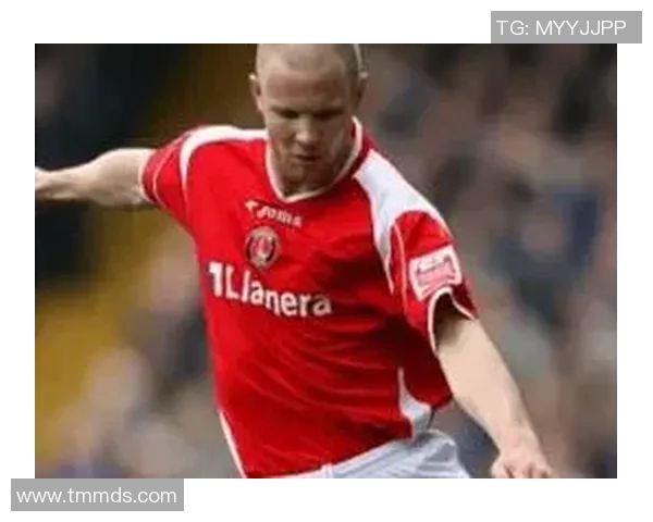 伯顿查与查尔顿的激烈对决谁能在赛场上笑到最后