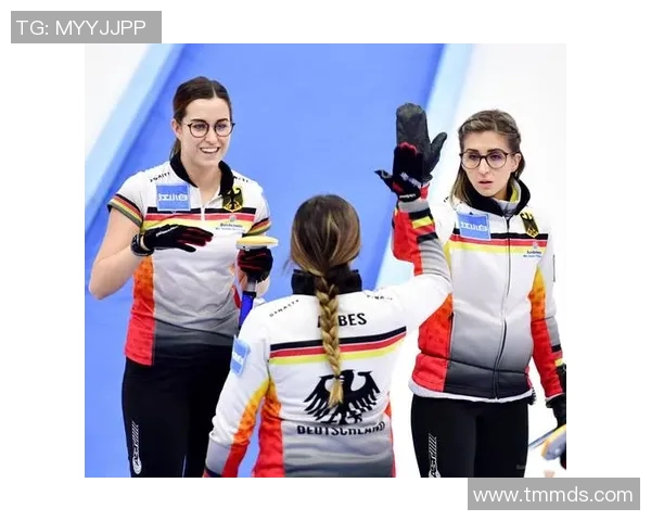 女子冰壶德国队对决强敌展现冰上风采与竞技精神 女子冰壶德国队对决强敌展现冰上风采与竞技精神